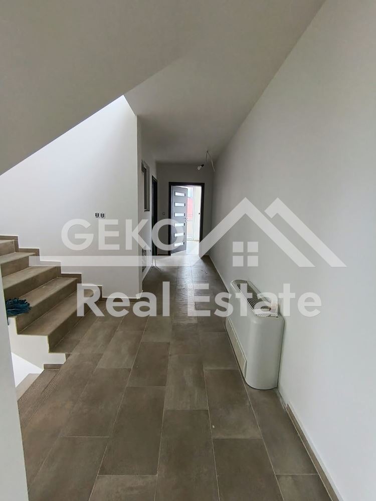 Продава МНОГОСТАЕН, гр. Пазарджик, Център, снимка 3 - Апартаменти - 56732982
