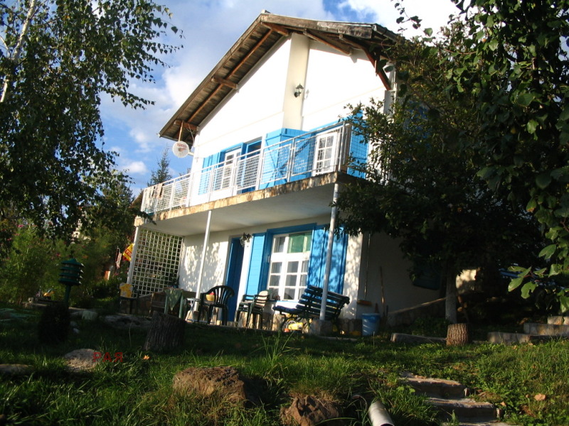 Продава КЪЩА, с. Дреново, област София област