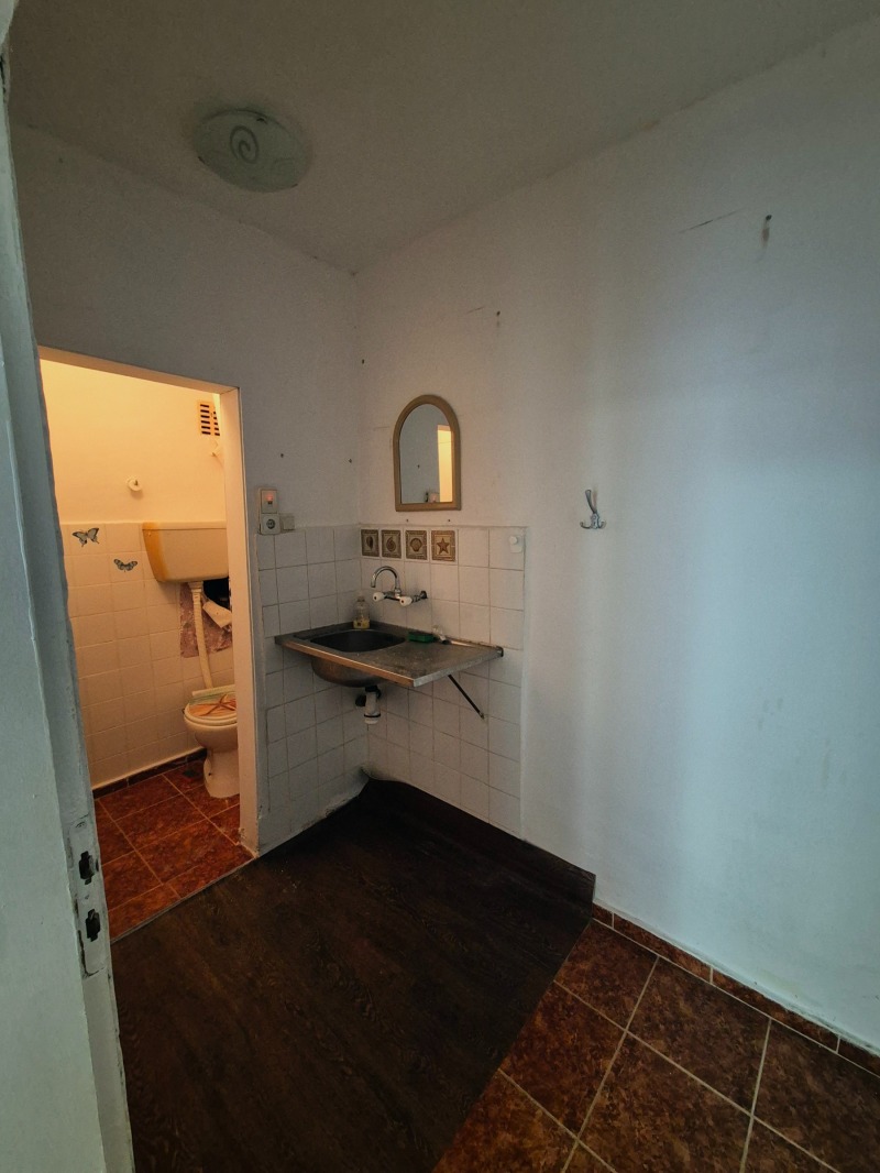 Продава МАГАЗИН, гр. Бургас, Център, снимка 3 - Магазини - 53559826