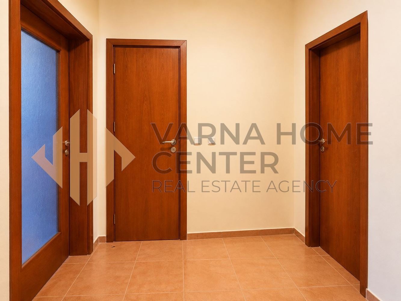 Продава 2-СТАЕН, гр. Варна, к.к. Св.Св. Константин и Елена, снимка 10 - Апартаменти - 55559147