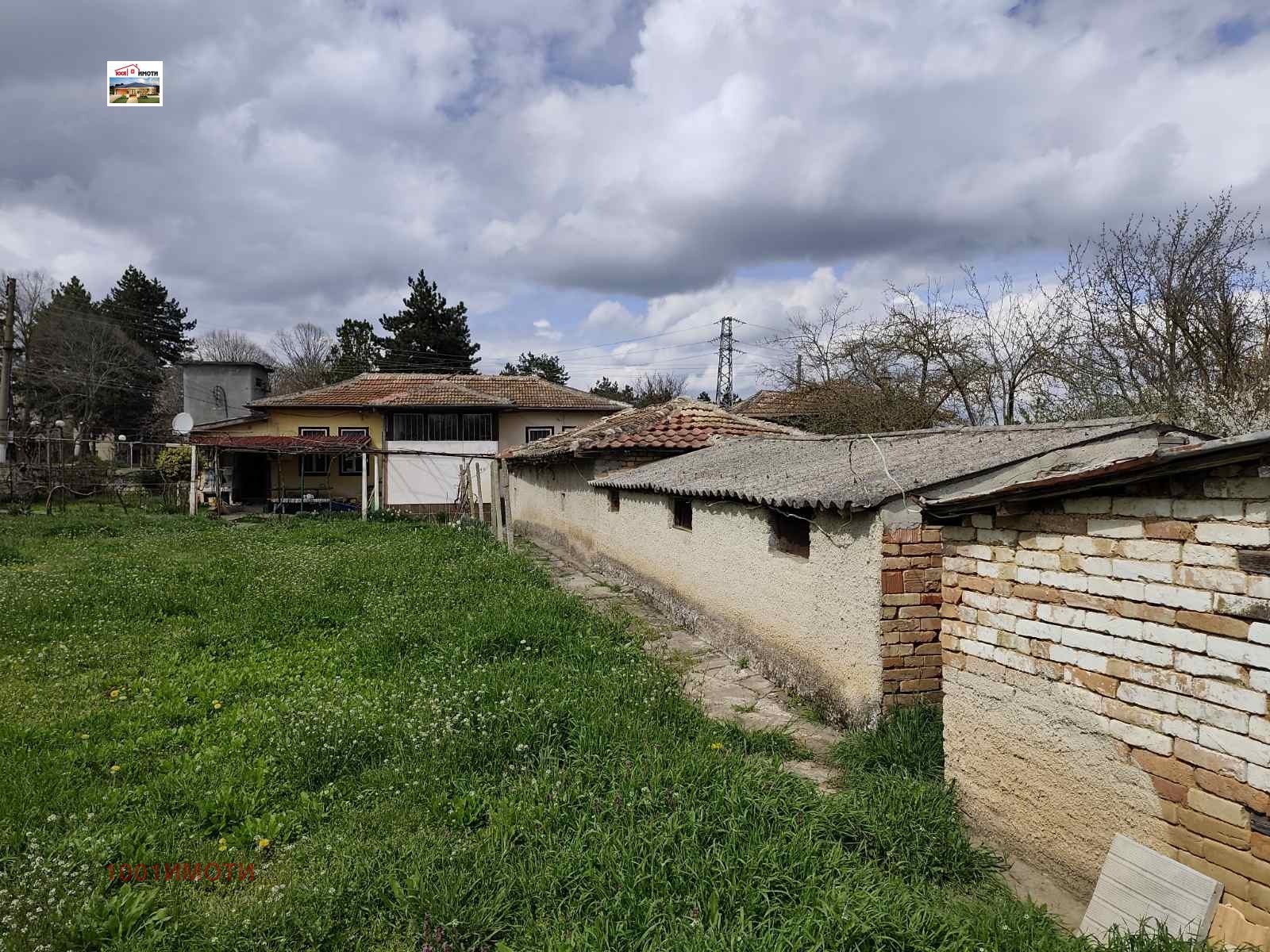 Продава КЪЩА, с. Владимирово, област Добрич, снимка 3 - Къщи - 54182936