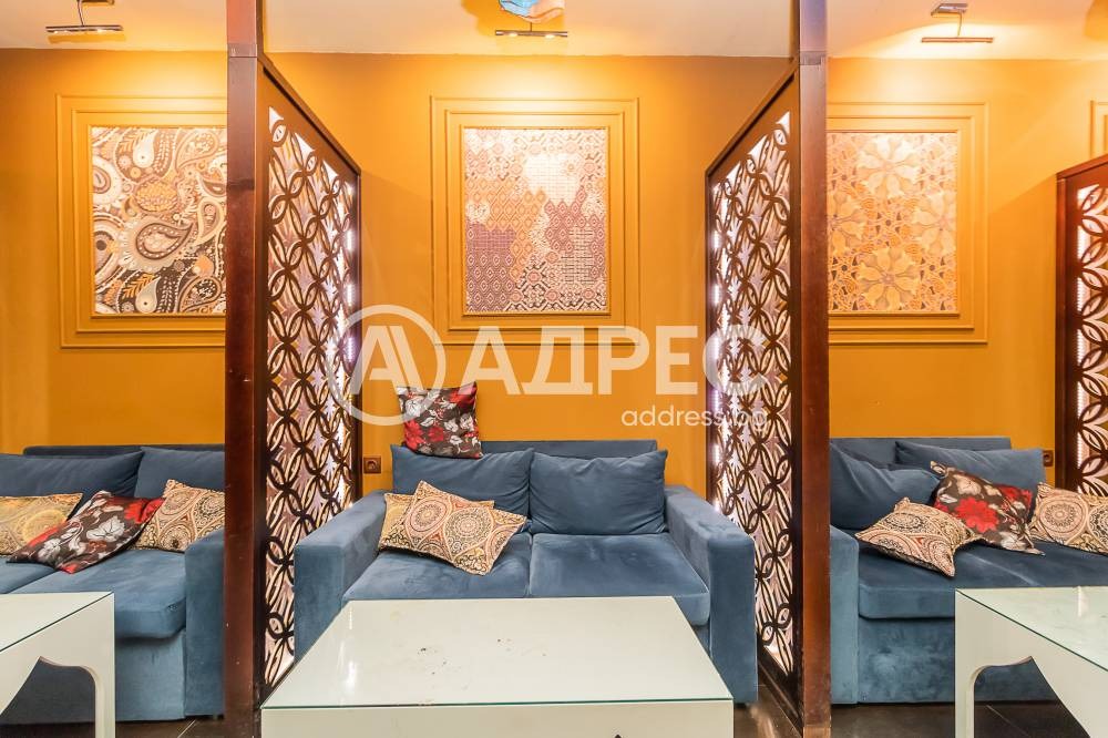 Продава МАГАЗИН, гр. Варна, Център, снимка 10 - Магазини - 55120204