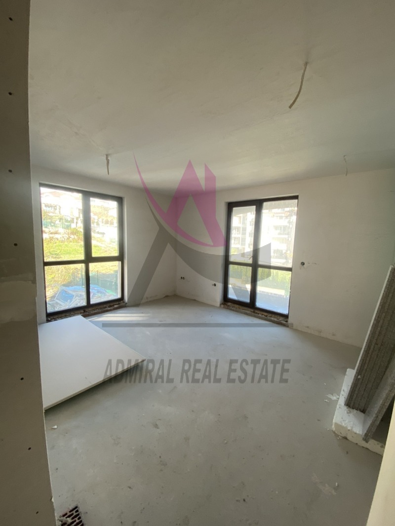 Продава 2-СТАЕН в град Варна, Бриз - 58 кв.м / 155 000 € » 303 153.65 лв., АДМИРАЛ РИЪЛ ЕСТЕЙТ ЕООД