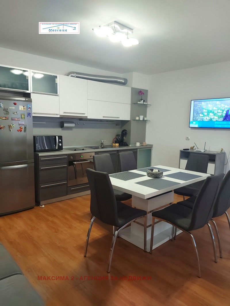 Продава 3-СТАЕН в град Плевен, Широк център - 67 кв.м / 153 900 € » 301 002.24 лв., МАКСИМА 2 - АГЕНЦИЯ ЗА НЕДВИЖИМИ ИМОТИ