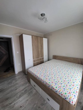 1 quarto Briz, Varna 1