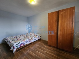 1 quarto Koliu Fitcheto, Veliko Tarnovo 9