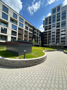 Продава 3-стаен град София Кръстова вада - [1] 