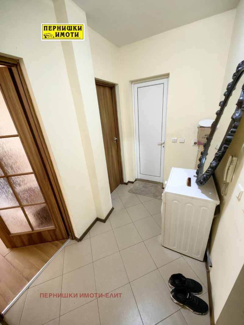 Na sprzedaż  1 sypialnia Pernik , Dimowa machala , 60 mkw | 35980296 - obraz [5]