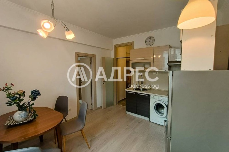 На продаж  1 спальня София , Център , 50 кв.м | 14278102