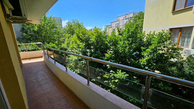 Продава  2-стаен област Бургас , с. Равда , 78 кв.м | 66698130