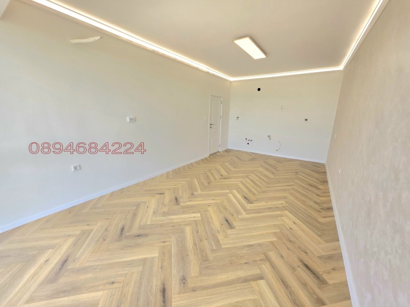 Myytävänä  2 makuuhuonetta Varna , Tsentar , 77 neliömetriä | 27532262 - kuva [2]