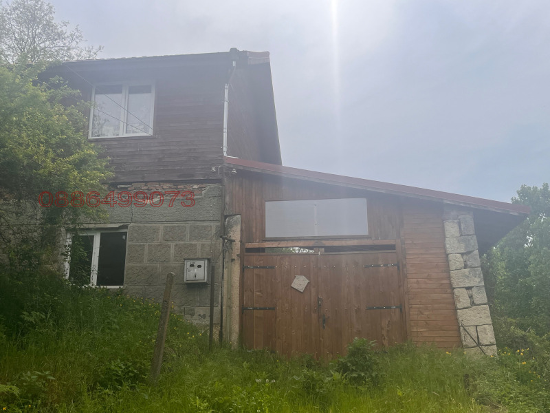 Продава КЪЩА, с. Червен, област Русе