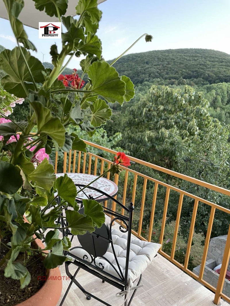 Продава КЪЩА, с. Бяла, област Сливен