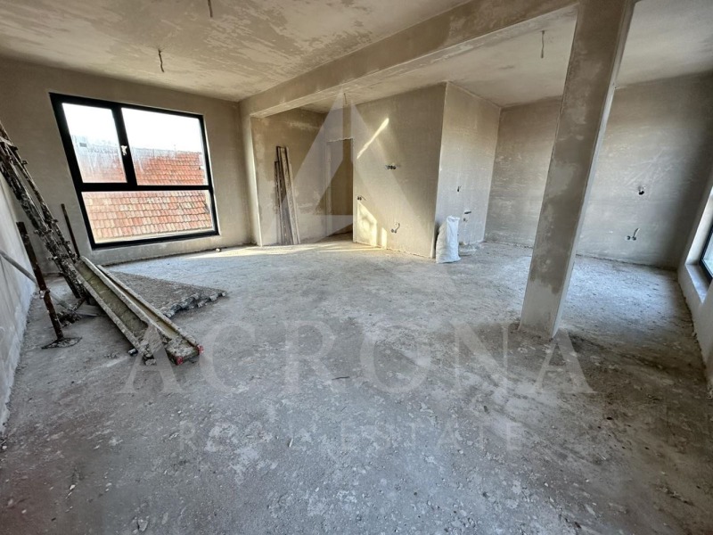 Продава КЪЩА, гр. Пловдив, Беломорски, снимка 2 - Къщи - 53536688