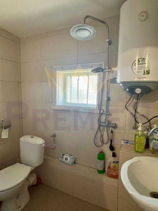 Продава КЪЩА, с. Болярци, област Варна, снимка 8 - Къщи - 54104882