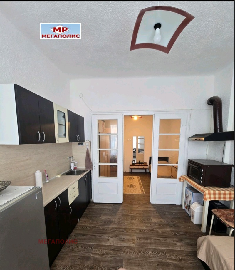 Продава 3-СТАЕН в град Варна, ЖП Гара - 156 кв.м / 229 000 € » 447 885.07 лв., МЕГАПОЛИС