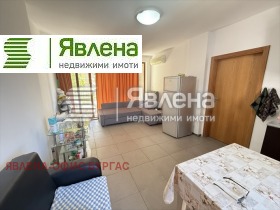 1 makuuhuone k.k. Slantšev brjag, Burgasin alue