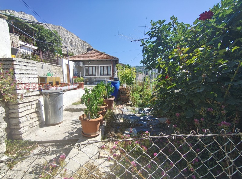 Продава КЪЩА, гр. Балчик, област Добрич