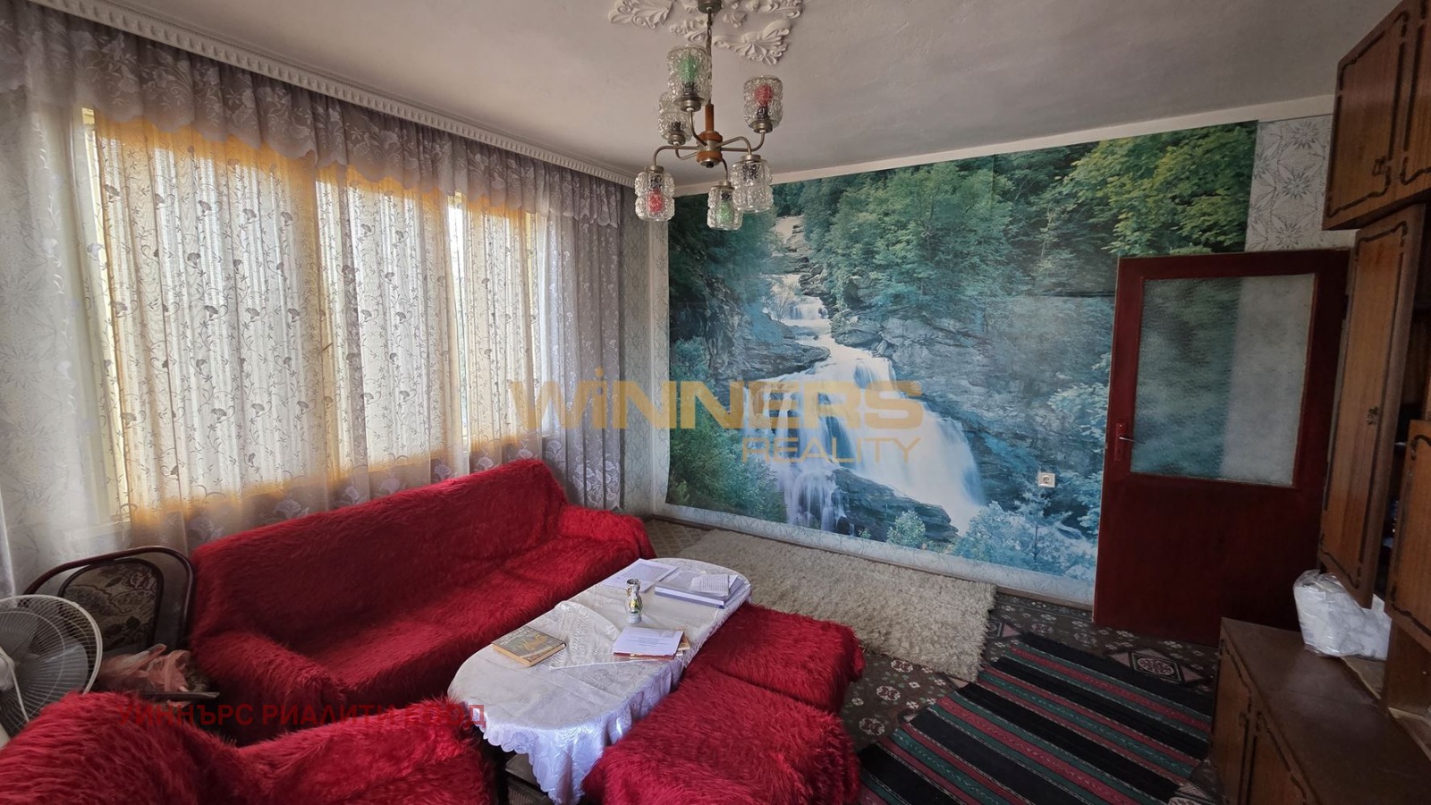 Продава ЕТАЖ ОТ КЪЩА, гр. Айтос, област Бургас, снимка 7 - Етаж от къща - 55186952