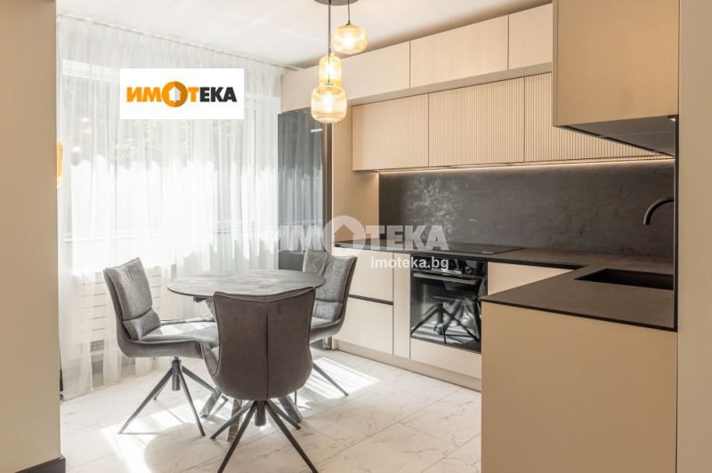 Продава 3-СТАЕН, гр. Варна, Чайка, снимка 1 - Aпартаменти - 47293129