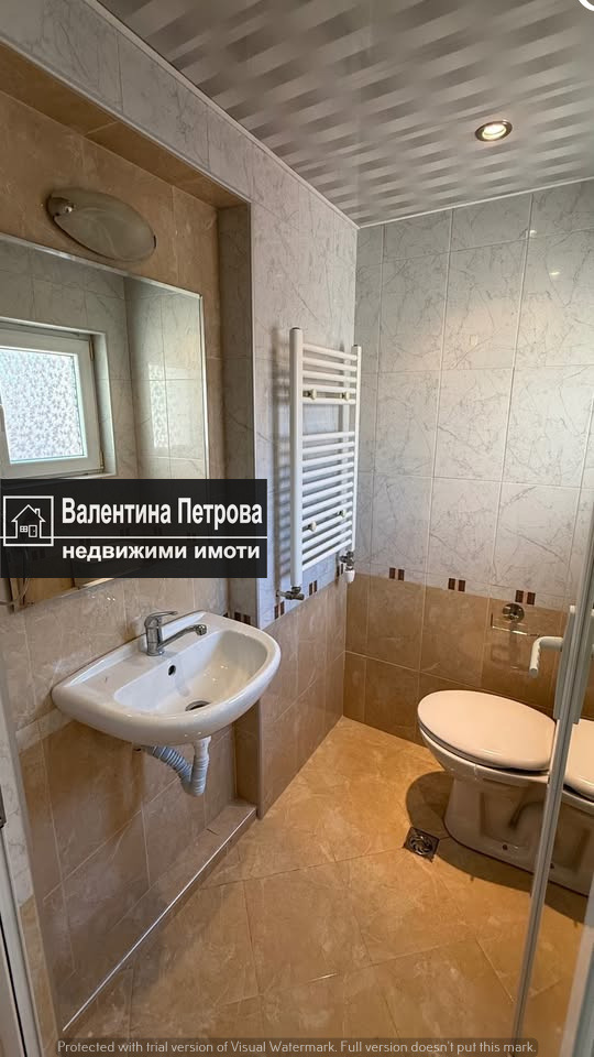 Продава ЕТАЖ ОТ КЪЩА, гр. Русе, Център, снимка 12 - Етаж от къща - 55022944