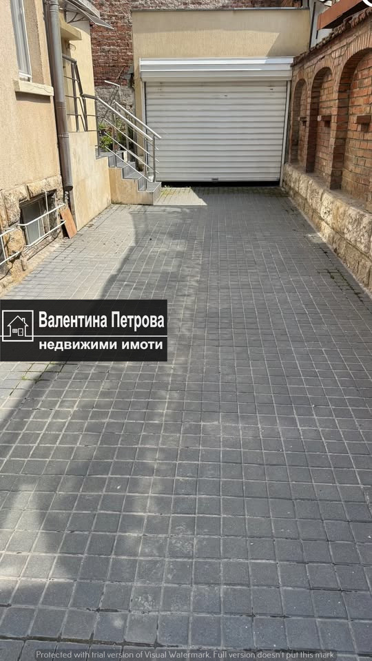 Продава ЕТАЖ ОТ КЪЩА, гр. Русе, Център, снимка 16 - Етаж от къща - 55022944