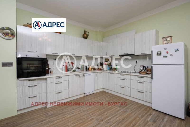 Продава КЪЩА, с. Кошарица, област Бургас, снимка 10 - Къщи - 48376187