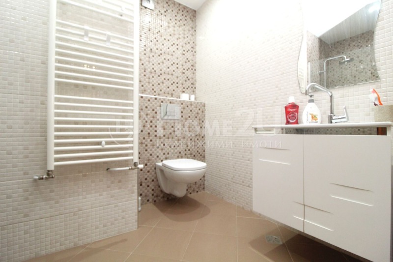 À venda  Casa Plovdiv , Komatevsko chose , 187 m² | 85761132 - imagem [14]