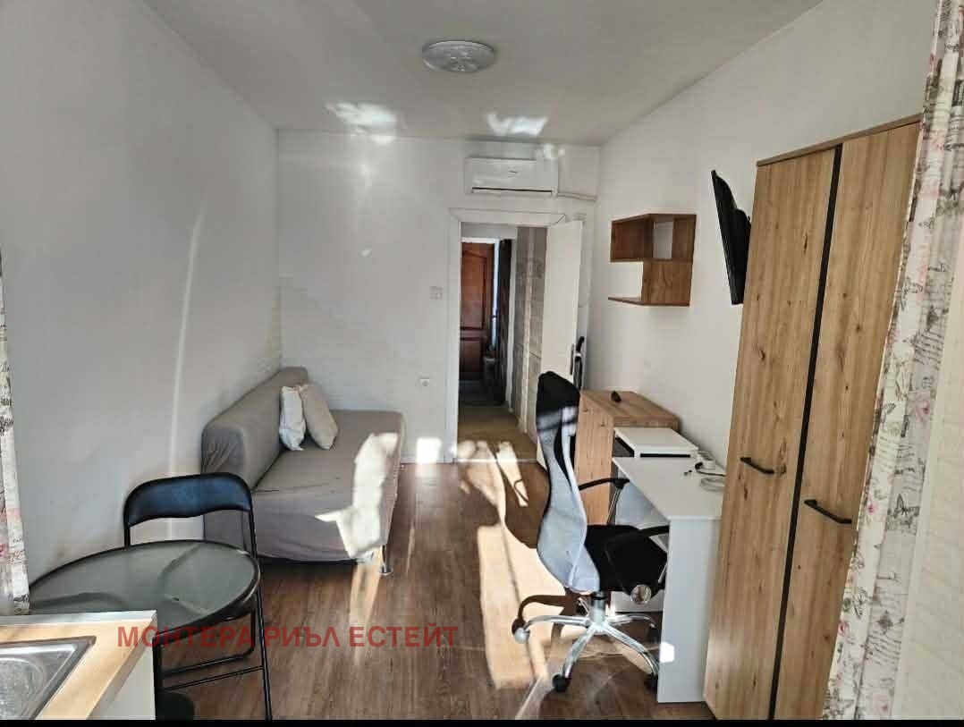 Продава 1-СТАЕН, гр. Варна, Левски 1, снимка 2 - Апартаменти - 54517471