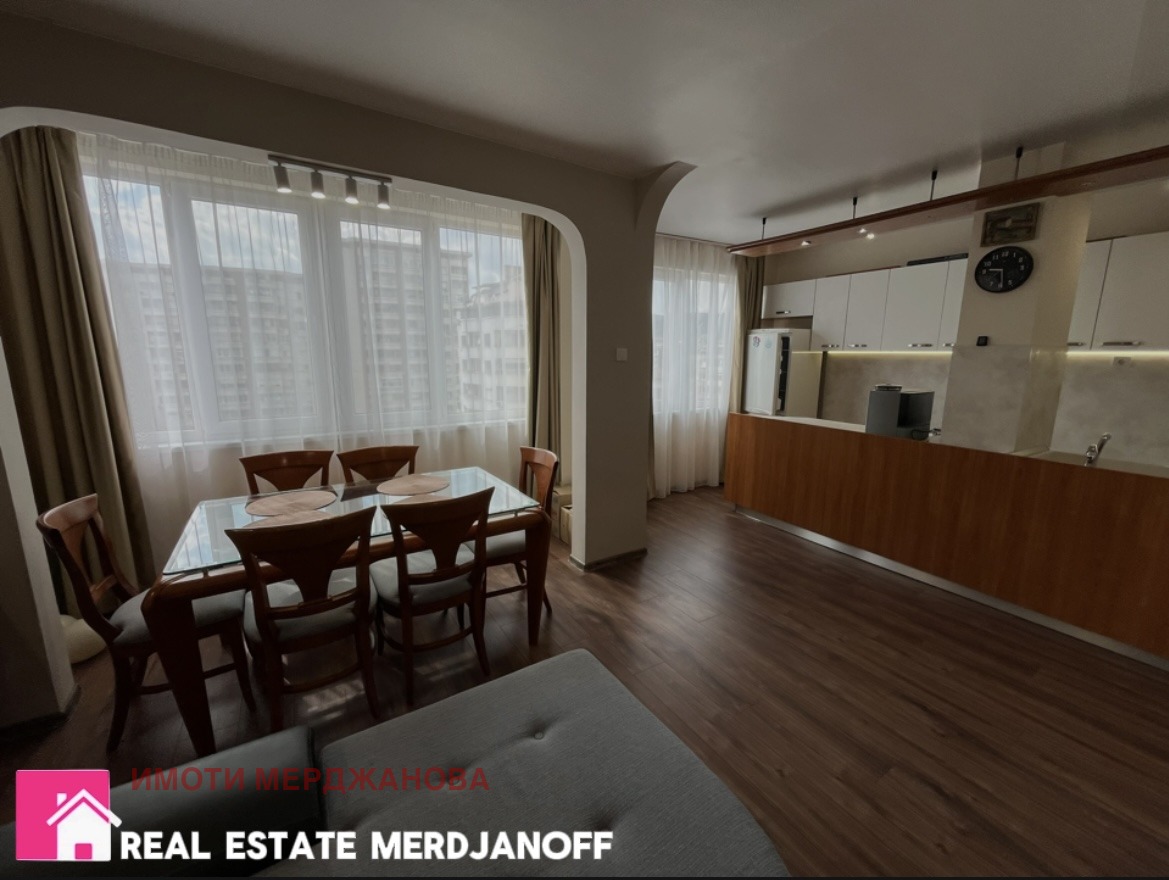 Продава 3-СТАЕН, гр. Стара Загора, Център, снимка 2 - Апартаменти - 54277197