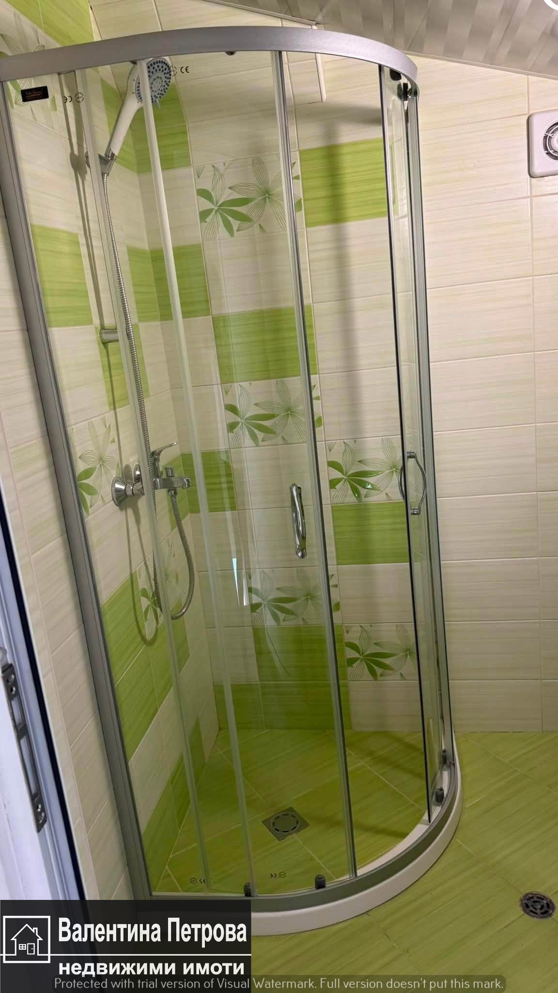 Продава ЕТАЖ ОТ КЪЩА, гр. Русе, Център, снимка 14 - Етаж от къща - 55022944