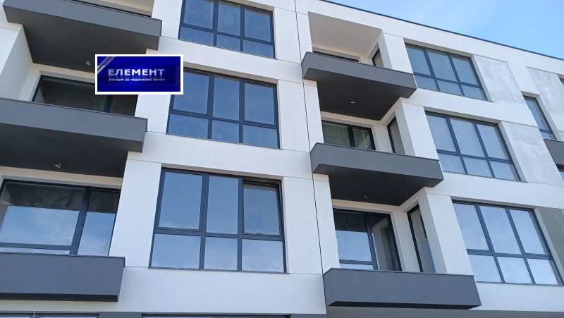 Продава 2-СТАЕН в град Пловдив, Остромила - 45 кв.м / 60 214 € » 117 768.35 лв., ЕЛЕМЕНТ