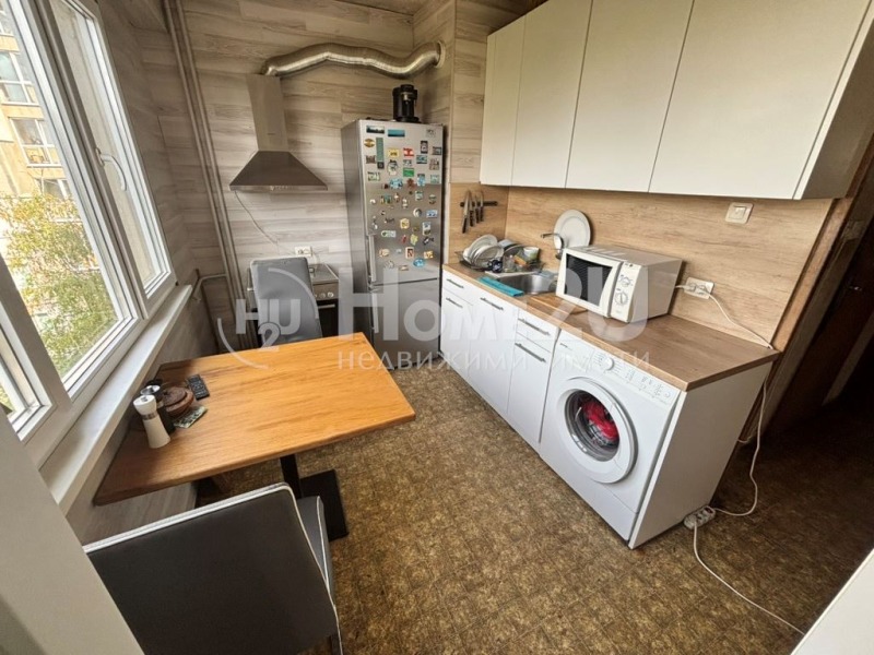 Продава  2-стаен град София , Люлин 6 , 67 кв.м | 70029178 - изображение [2]