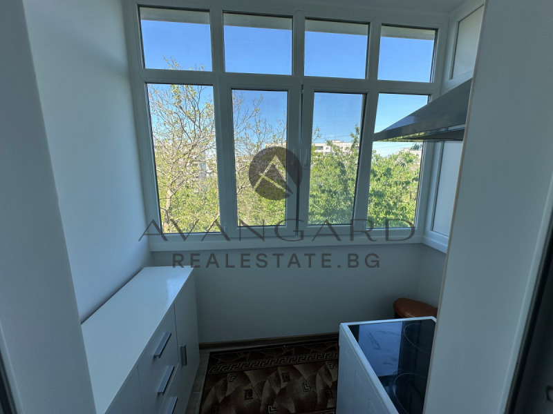 Продава  3-стаен град Пловдив , Тракия , 92 кв.м | 49532871 - изображение [6]