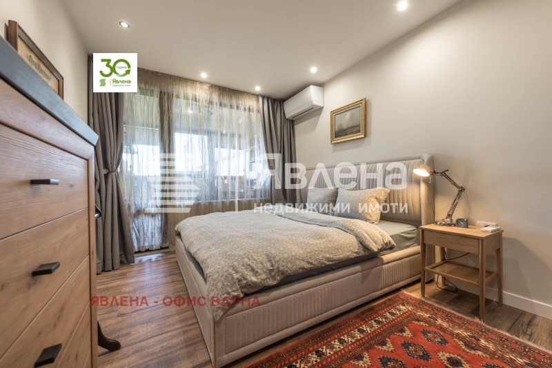 Продава  3-стаен град Варна , к.к. Св.Св. Константин и Елена , 101 кв.м | 93981425 - изображение [9]