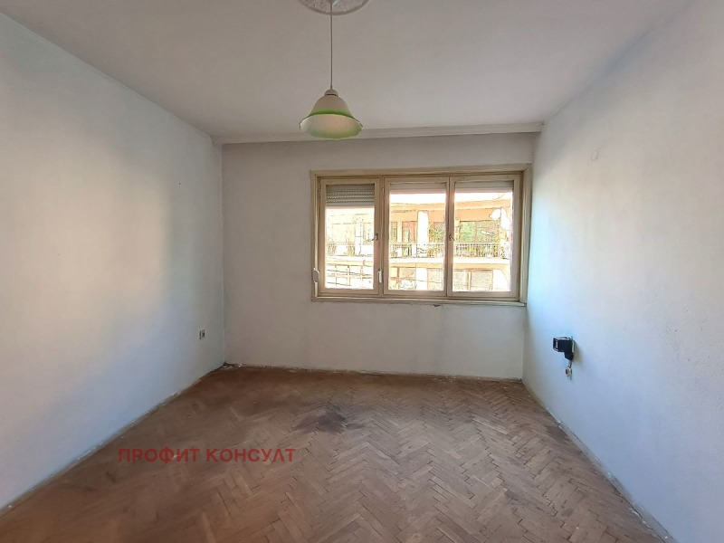 Na prodej  3+ ložnice Veliko Tarnovo , Centar , 100 m2 | 63737045 - obraz [7]