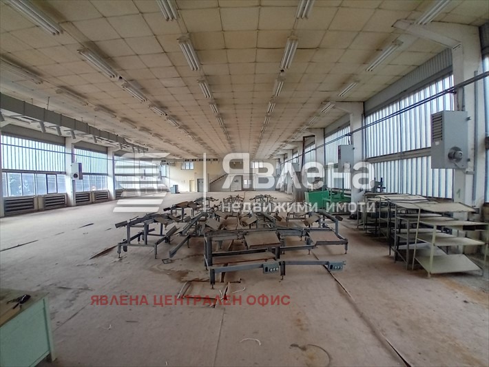 Продава ПРОМ. ПОМЕЩЕНИЕ, с. Виево, област Смолян