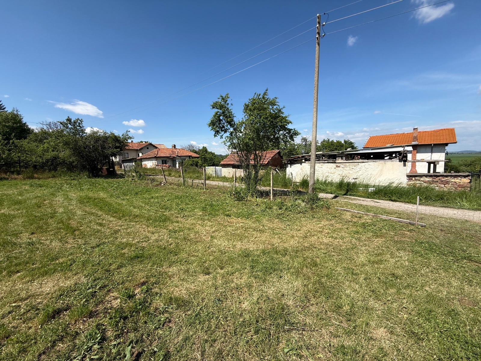 Продава ПАРЦЕЛ, с. Садовик, област Перник, снимка 13 - Парцели - 54633315