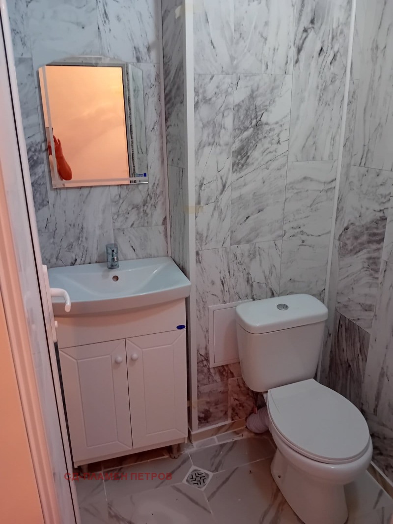 Продава  1-стаен град Шумен , Боян Българанов 1 , 41 кв.м | 54149200