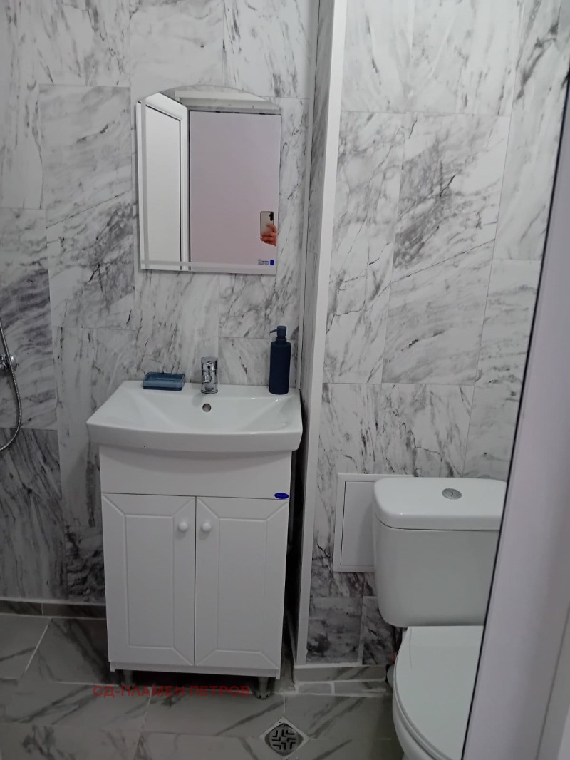 Продава  1-стаен град Шумен , Боян Българанов 1 , 41 кв.м | 54149200 - изображение [6]