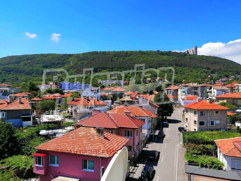 Продава 3-СТАЕН, град Шумен, Център • 125000 € / 244478.75 лв. • 39120062 1