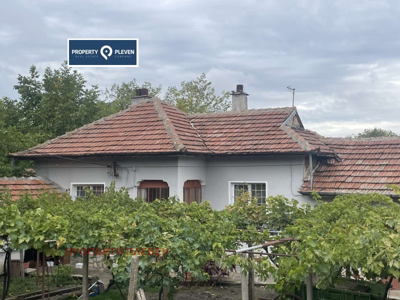 Продава КЪЩА, област Плевен, с. Пелишат • 85000 лв. / 43459.81 € • 57915101 1