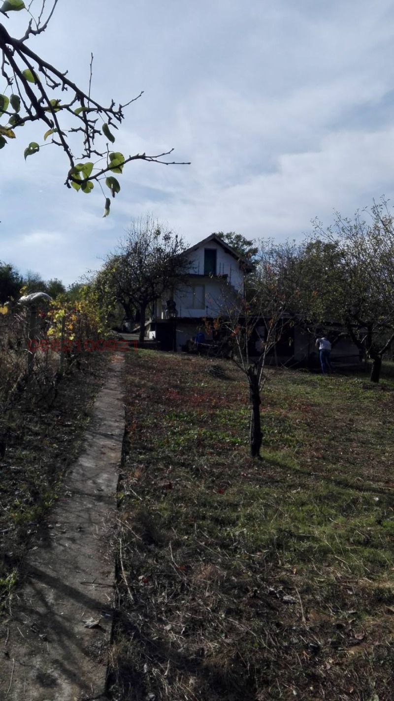 Продава ВИЛА, с. Лиляче, област Враца, снимка 8 - Вили - 53484055