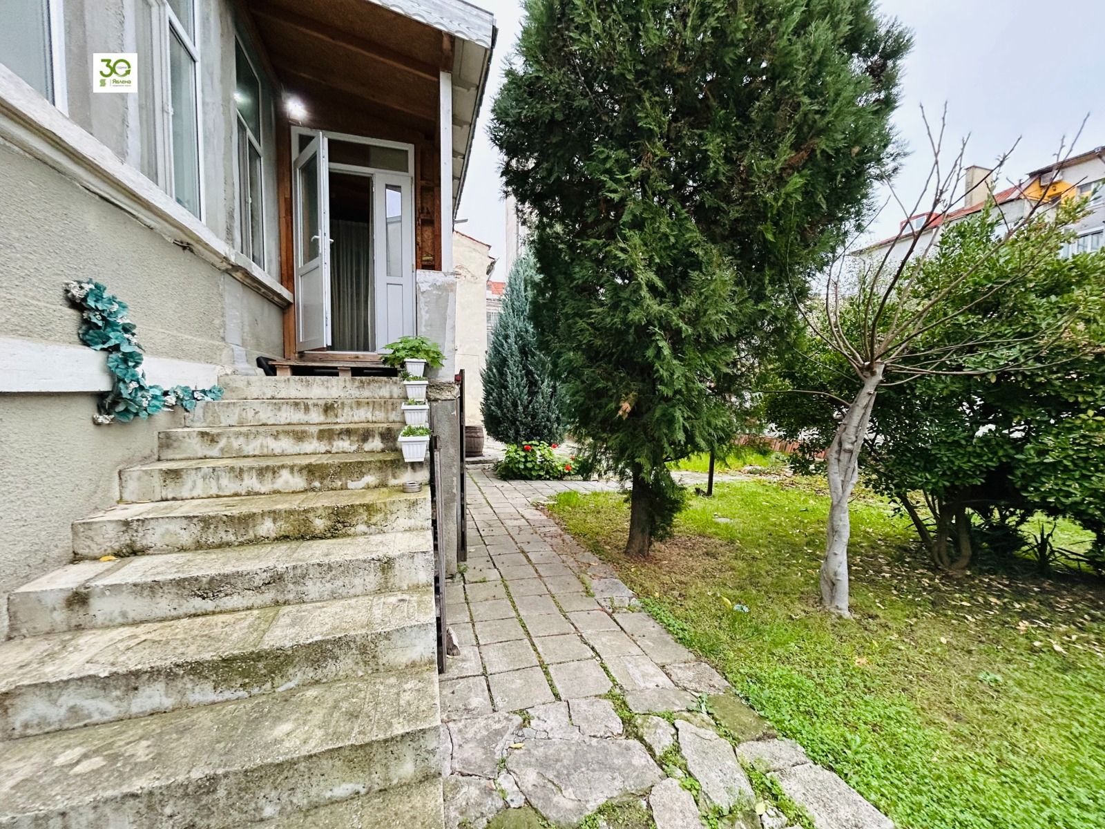 Продава КЪЩА, гр. Варна, Център, снимка 6 - Къщи - 53972683