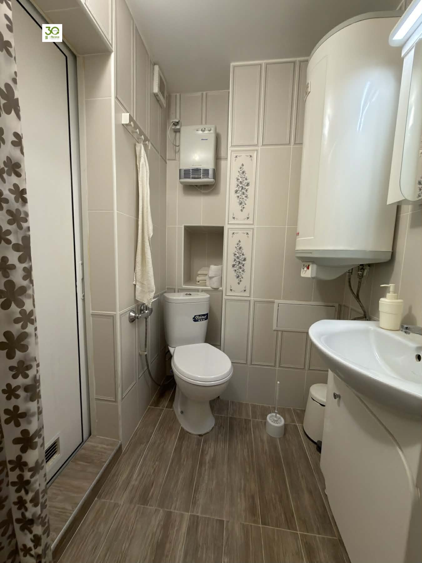 Продава КЪЩА, гр. Варна, Център, снимка 16 - Къщи - 53972683