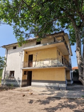 Hus Graf Ignatievo, region Plovdiv 1