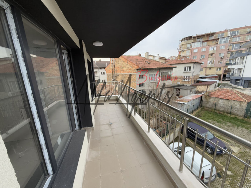 En venta  2 dormitorios Varna , Asparujovo , 101 metros cuadrados | 99842982 - imagen [8]