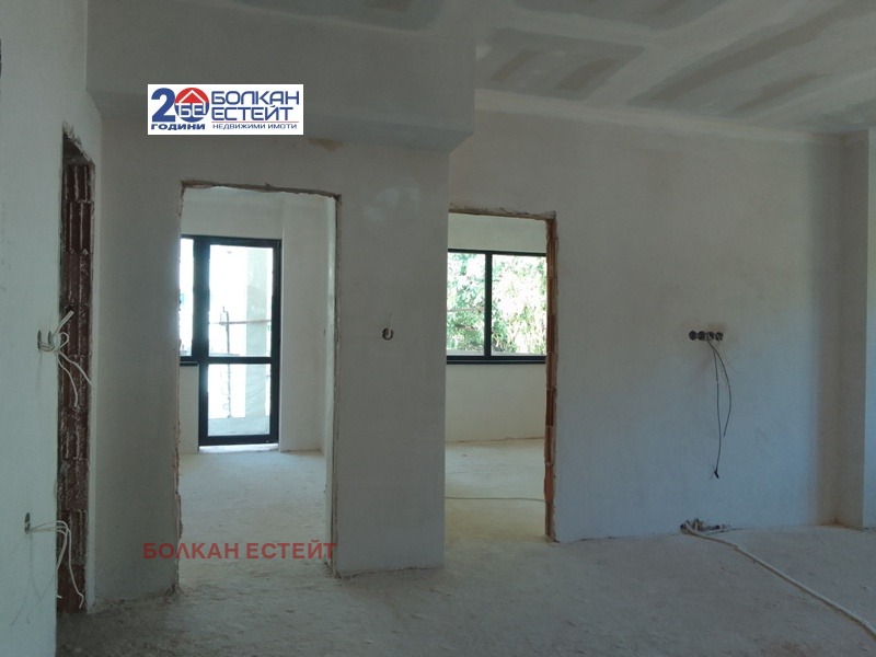 En venta  2 dormitorios Veliko Tarnovo , Kolyu Ficheto , 95 metros cuadrados | 70237550 - imagen [4]