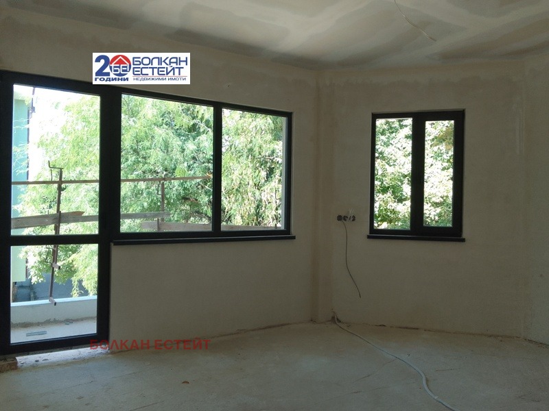 En venta  2 dormitorios Veliko Tarnovo , Kolyu Ficheto , 95 metros cuadrados | 70237550 - imagen [5]