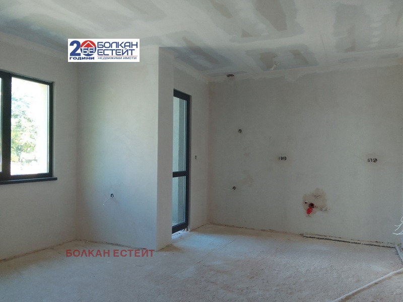 Продава 3-СТАЕН, град Велико Търново, Колю Фичето • 129800 € • 81196409 — Holmes.bg